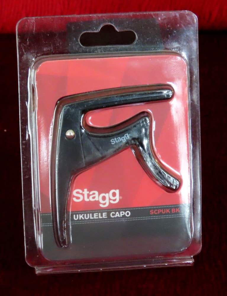 Stagg capo ukulelelle
