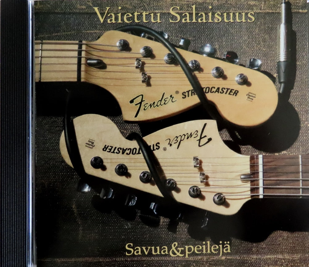 Vaiettu Salaisuus - Savua & peilejä